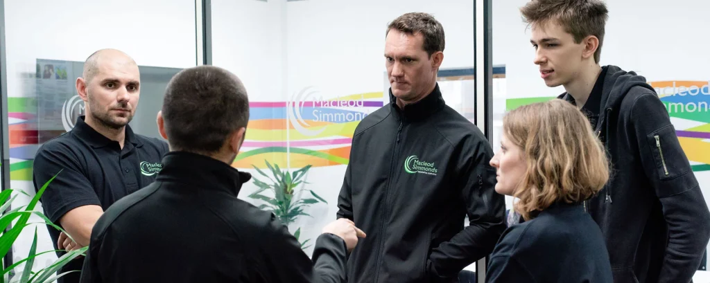 Macleod_Simmonds (1)