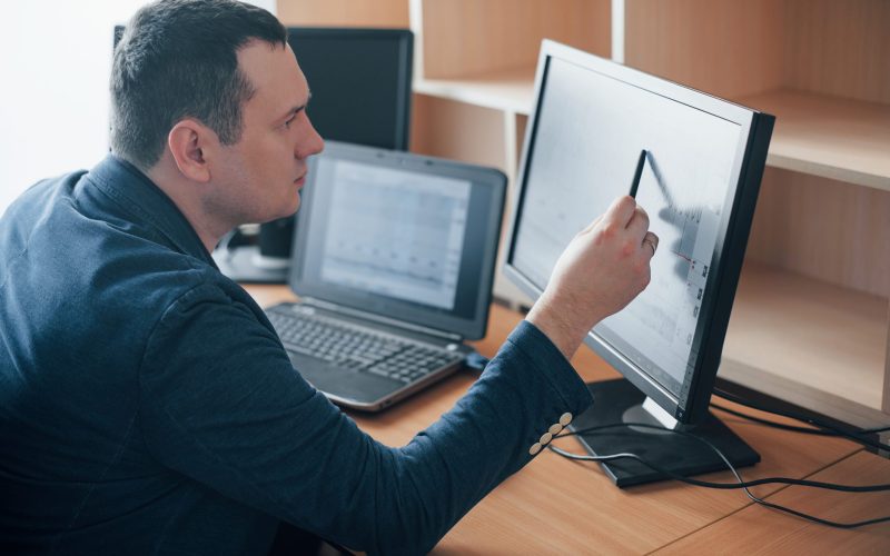 Using a stylus to refine digital design on a computer screen